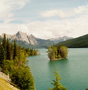 Maligne Lake